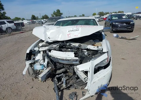 2014 Chrysler 300C Awd из США, поврежденный, VIN 2C3CCAKTXEH303991